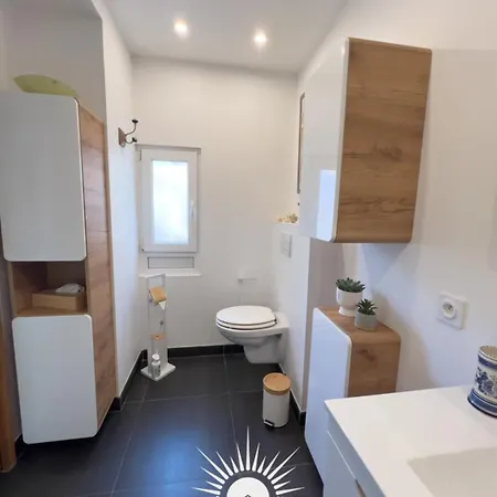 Apartment Le Pin Dore For 2 By Sunset *
